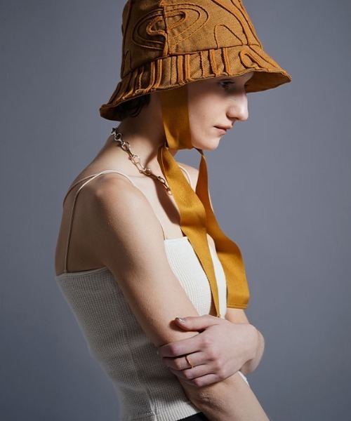 MECRE(メクル)の「ダブルストラップキャミソール(キャミソール・レディース・グレー/ブラック/ホワイト・FREE)」の5枚目の写真