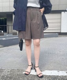 タックハーフパンツ