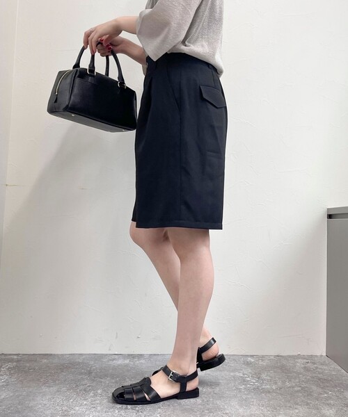 fredy emue（フレディエミュ）の「タックハーフパンツ（その他パンツ・レディース・ブラック/チャコールグレー・38/36）」の8枚目の写真