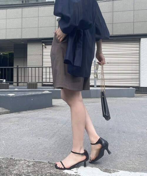 fredy emue（フレディエミュ）の「タックハーフパンツ（その他パンツ・レディース・ブラック/チャコールグレー・38/36）」の17枚目の写真