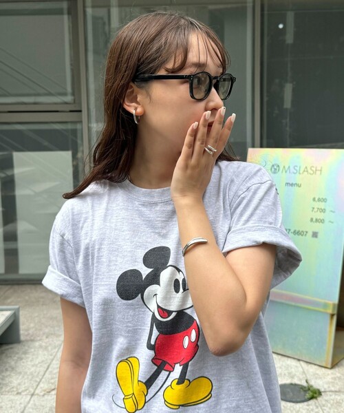 fredy emue（フレディエミュ）の「セルウェリントンサングラス（サングラス・レディース・グレイッシュベージュ/チャコールグレー/ベージュ・FREE）」の4枚目の写真