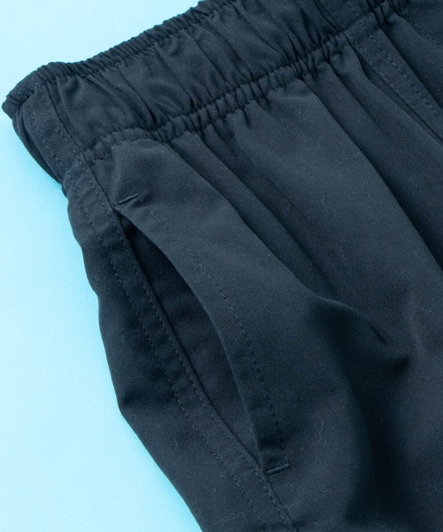 SHISKY(シスキー)の「SHISKY / シスキー 水陸両用 タフタ ワンポイント 無地カラーハーフパンツ キッズ(その他パンツ・キッズ・グリーン系/ブラック/カーキ/グリーン/グレー/カーキ系/ネイビー/パープル・150/140/130/120/160/110)」の9枚目の写真