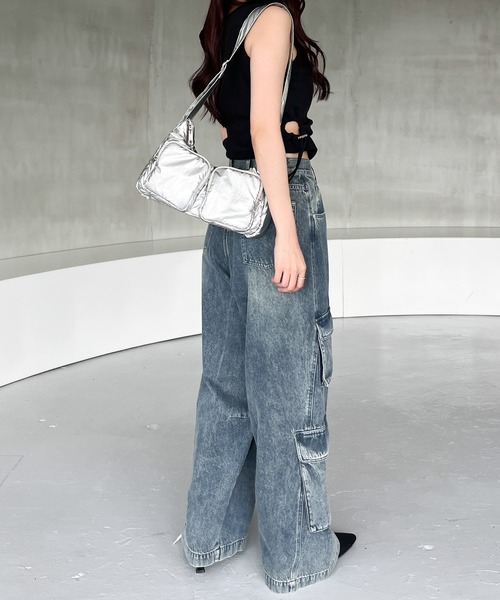 Heather（ヘザー）の「パファーポケットショルダーBAG　129715（ショルダーバッグ・レディース・シルバー/ブラック・ONE SIZE）」の9枚目の写真