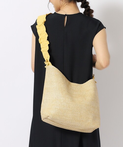 SHOO・LA・RUE（シューラルー）の「◆フリルハンドルショルダーバッグ（ショルダーバッグ・レディース・イエロー/オレンジ/ブラック・00）」の17枚目の写真