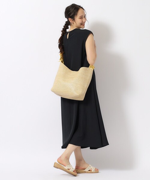 SHOO・LA・RUE（シューラルー）の「◆フリルハンドルショルダーバッグ（ショルダーバッグ・レディース・イエロー/オレンジ/ブラック・00）」の18枚目の写真