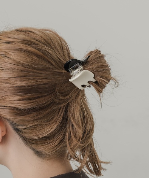 SMELLY（スメリー）の「『WEB限定』バイカラージュシバンス（バレッタ/ヘアクリップ・レディース・ブラック系その他・-）」の2枚目の写真