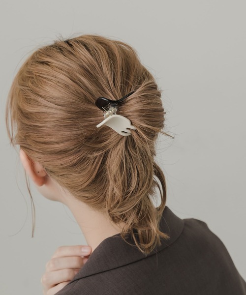 SMELLY（スメリー）の「『WEB限定』バイカラージュシバンス（バレッタ/ヘアクリップ・レディース・ブラック系その他・-）」の4枚目の写真