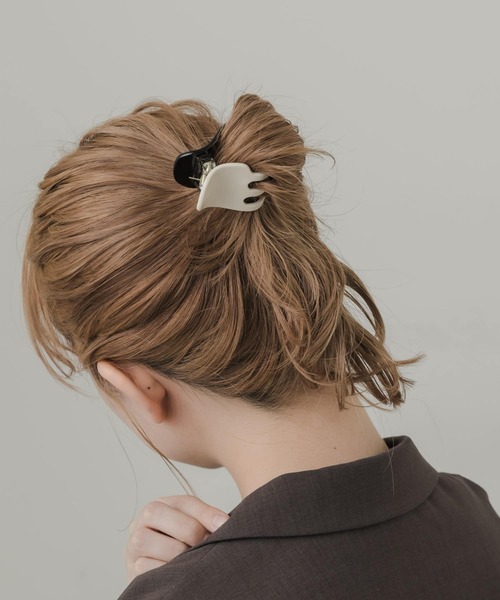 SMELLY（スメリー）の「『WEB限定』バイカラージュシバンス（バレッタ/ヘアクリップ・レディース・ブラック系その他・-）」の5枚目の写真