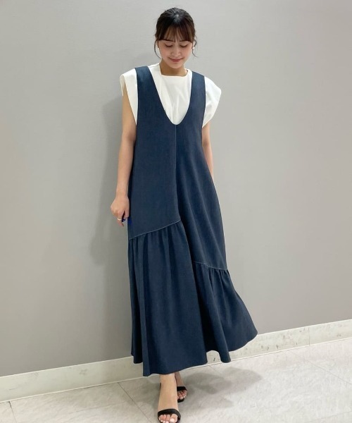 CAST:(キャストコロン)の「【イチオシ】デニムライクギャザージャンパースカート(ジャンパースカート・レディース・ネイビー・S/M)」の8枚目の写真