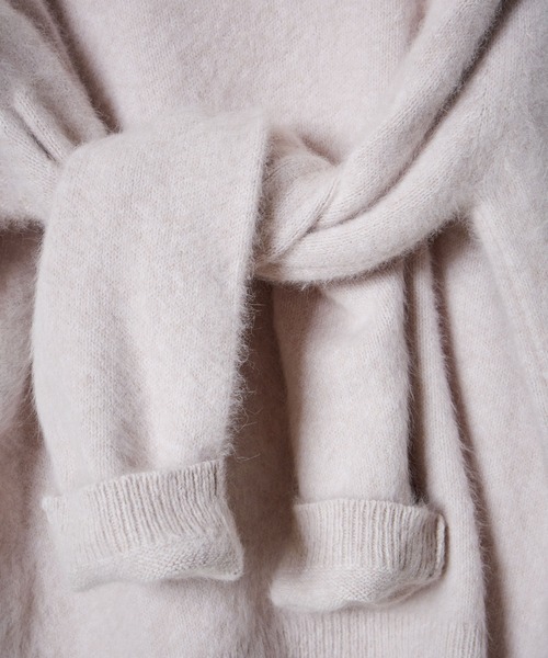 SALON adam et rope'（サロン アダム エ ロペ）の「フォックスカシミヤクルーネックプルオーバー（ニット/セーター・レディース・ライトグレー/ブラック/ブルー系その他4・FREE）」の12枚目の写真