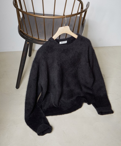 SALON adam et rope'（サロン アダム エ ロペ）の「フォックスカシミヤクルーネックプルオーバー（ニット/セーター・レディース・ライトグレー/ブラック/ブルー系その他4・FREE）」の11枚目の写真