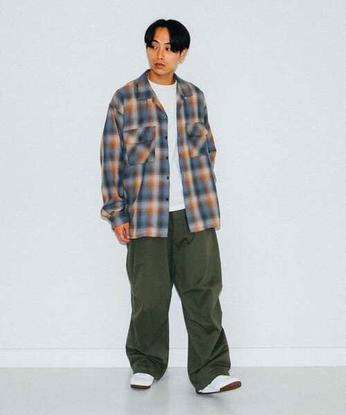 BEAMS(ビームス)の「BEAMS / オンブレチェック オープンカラー シャツ(シャツ/ブラウス・メンズ・ブラウン/ブルー/レッド・S/M/L/XL)」の9枚目の写真