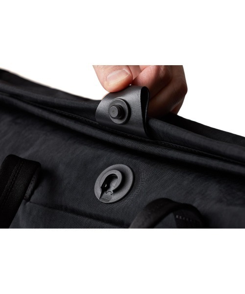 Bellroy(ベルロイ)の「Bellroy/メッセンジャーバッグ Tokyo Messenger Bag 14 ブラック(メッセンジャーバッグ・レディース・ブラック・FREE)」の2枚目の写真