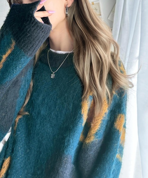 セール】1枚で映える主役級。ウェーブ柄ダブルジャガードシャギー