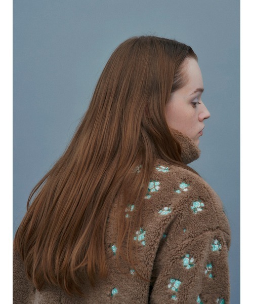 FURFUR（ファーファー）の「フラワー刺繍ボアブルゾン（ブルゾン