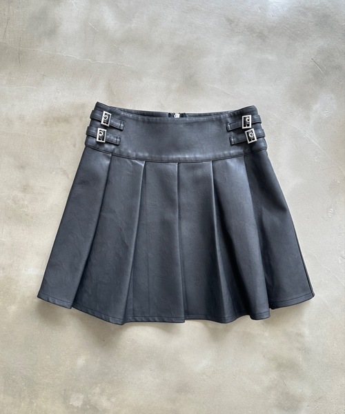 SHAGGIE（シャギー）の「ヴィンテージ風レザープリーツミニスカート（スカート・レディース・ブラック/ブラウン・FREE）」の9枚目の写真