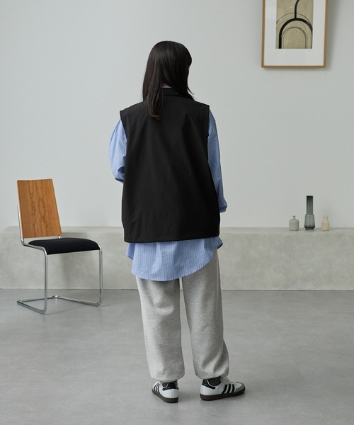 MONO-MART（モノマート）の「セミワイドテーパードスウェットパンツ（スウェットパンツ・メンズ・ブラック/ダークブラウン/ライトグレー/ネイビー/ダークグレー/杢グレー・XL/L/M/S）」の10枚目の写真