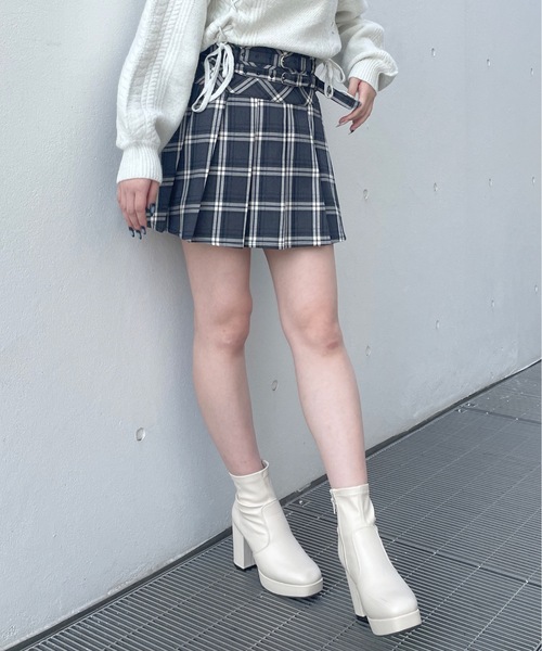 one wayザッカ(ワンウェイザッカ)の「ストレッチショートブーツ(ブーツ・レディース・ベージュ/ブラック/ブラック系その他・LARGE/MEDIUM/LL/SMALL)」の3枚目の写真