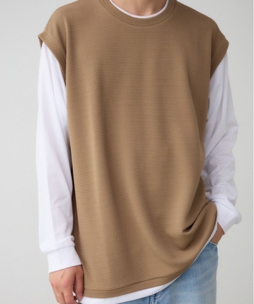 AZUL by moussy(アズールバイマウジー)の「ベストセットロングTシャツ(Tシャツ/カットソー・メンズ・ベージュ/グレー/ブラック・MEDIUM/LARGE)」の3枚目の写真