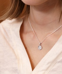 vv（ヴィヴィ）の「vv.jewelry /レース柄コインネックレス silver925（ネックレス）」