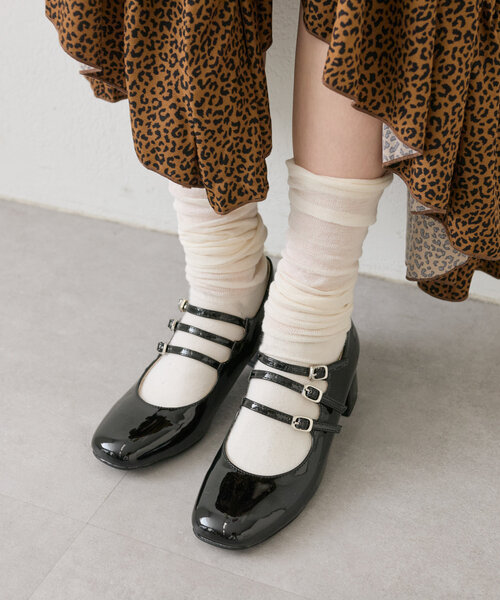 w closet(ダブルクローゼット)の「メリージェーンパンプス(パンプス・レディース・アイボリー/ブラック/レッド/シルバー系その他・MEDIUM/LARGE)」の8枚目の写真