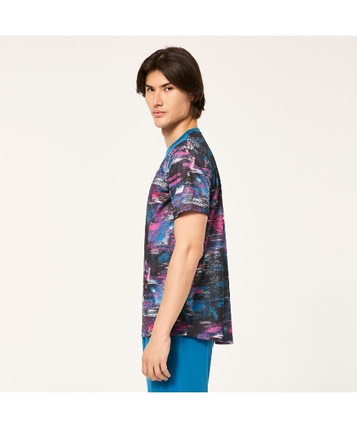 OAKLEY(オークリー)の「オークリー SLANT GRAPHIC TEE 8.0/ T-SHIRT Tシャツ/TRAINING/TENNIS スポーツ・トレーニング/OAKLEY(Tシャツ/カットソー・メンズ・ブルー系その他・S)」の5枚目の写真
