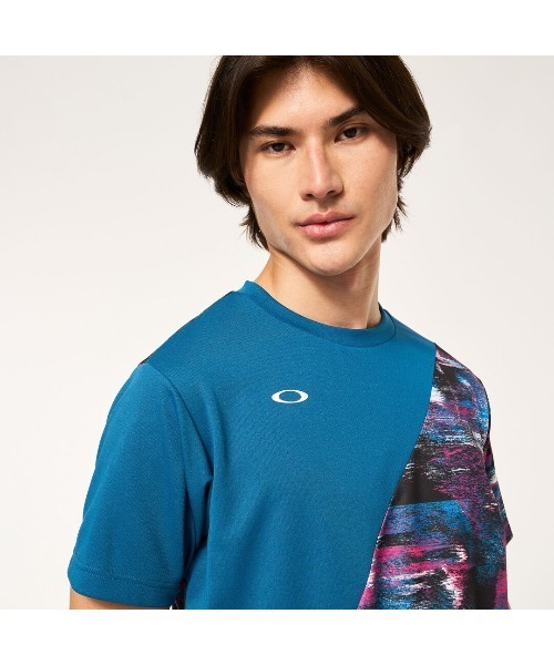 OAKLEY(オークリー)の「オークリー SLANT GRAPHIC TEE 8.0/ T-SHIRT Tシャツ/TRAINING/TENNIS スポーツ・トレーニング/OAKLEY(Tシャツ/カットソー・メンズ・ブルー系その他・S)」の7枚目の写真