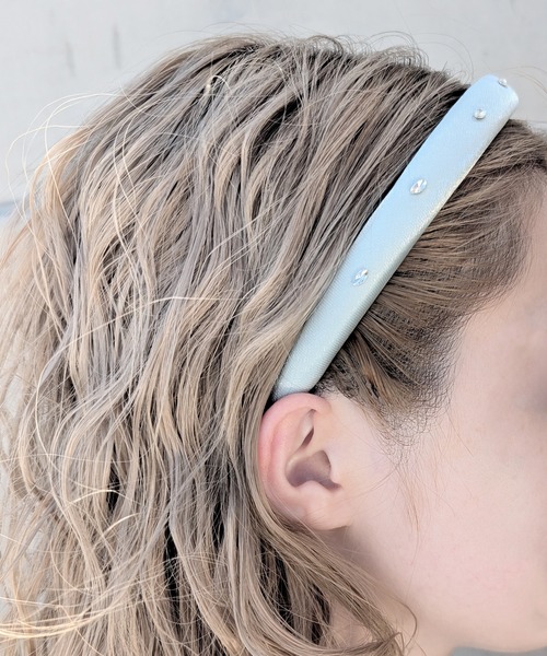 poiregnee（ポワニェ）の「［select］ビジューカチューシャ（カチューシャ・レディース・ブラック/ブルー/ピンク・FREE）」の3枚目の写真