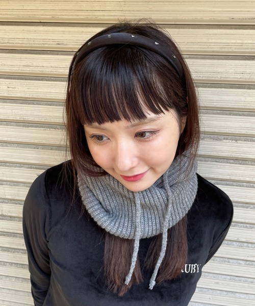 poiregnee（ポワニェ）の「［select］ビジューカチューシャ（カチューシャ・レディース・ブラック/ブルー/ピンク・FREE）」の2枚目の写真