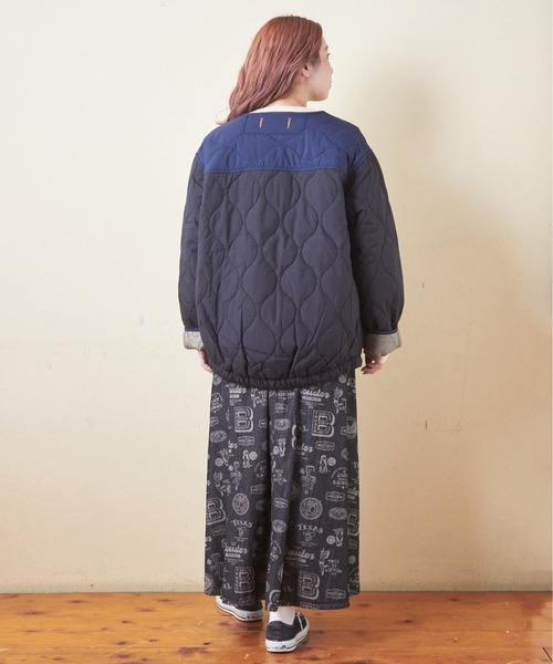 CUBE SUGAR（キューブシュガー）の「ナイロンキルト配色切替ジャケット（ミリタリージャケット・レディース・ベージュ/マルチ/ブラック/カーキ・M）」の7枚目の写真