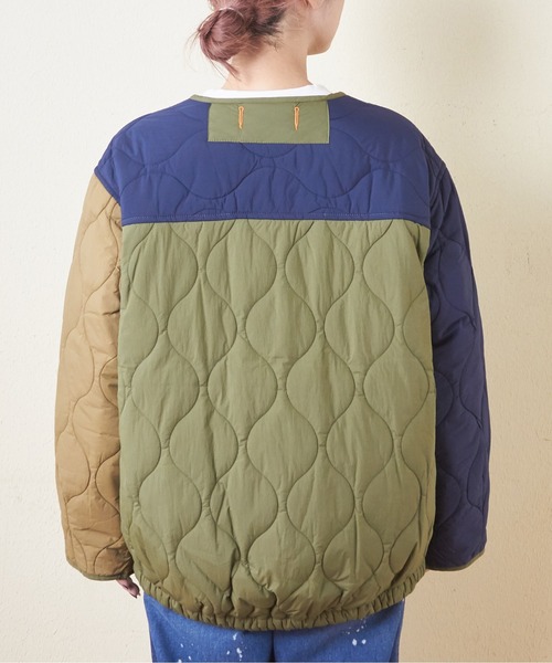 CUBE SUGAR（キューブシュガー）の「ナイロンキルト配色切替ジャケット（ミリタリージャケット・レディース・ベージュ/マルチ/ブラック/カーキ・M）」の21枚目の写真