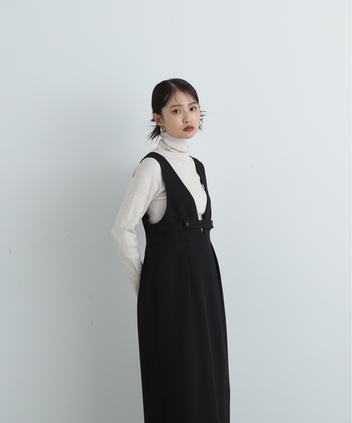 N.（N. Natural Beauty Basic）（エヌエヌナチュラルビューティーベーシック）の「プランジネック起毛ジャンパースカート（ジャンパースカート・レディース・ブラウン/杢グレー/ブラック・MEDIUM）」の4枚目の写真
