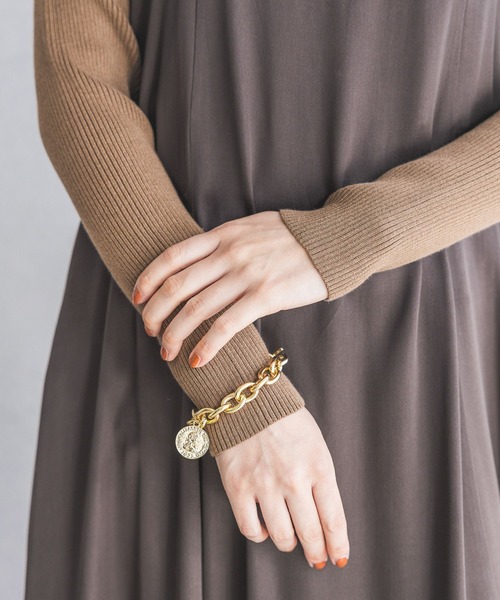 A part by（アパートバイ）の「コインチェーンブレスレット（ブレスレット・レディース・ゴールド・FREE）」の8枚目の写真