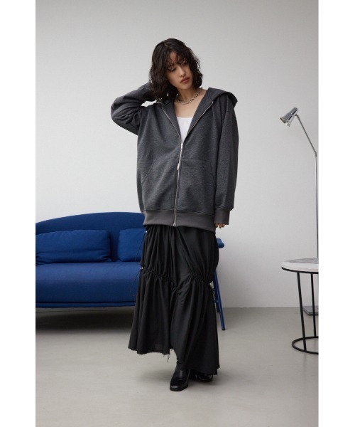 AZUL by moussy（アズールバイマウジー）の「ラメウラケビッグパーカー（パーカー・レディース・チャコールグレー/杢グレー・FREE）」の6枚目の写真