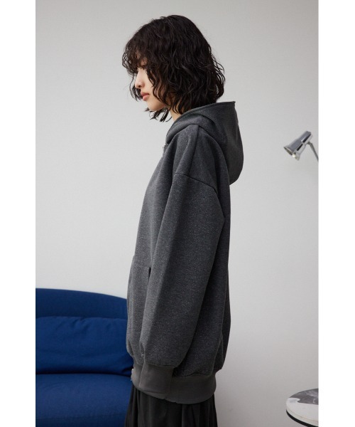 AZUL by moussy（アズールバイマウジー）の「ラメウラケビッグパーカー（パーカー・レディース・チャコールグレー/杢グレー・FREE）」の8枚目の写真