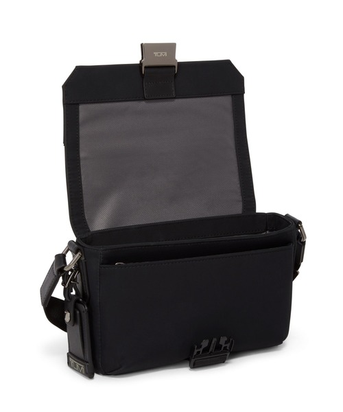 【希少】TUMIトゥミ 「パーソン」クロスボディ レザー ショルダーバッグ 希少】TUMIトゥミ 「パーソン」クロスボディ レザー ショルダーバッグ