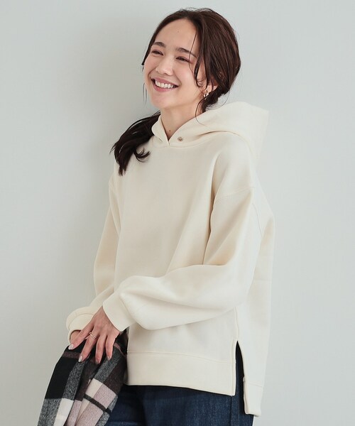 DRESKIP（ドレスキップ）の「◆【S-LL/SHOO WARM】もちっとあったか 裏起毛パーカ（スウェット・レディース・ライトベージュ/オフホワイト/チャコールグレー/ブルー・01/02/03/04）」の2枚目の写真