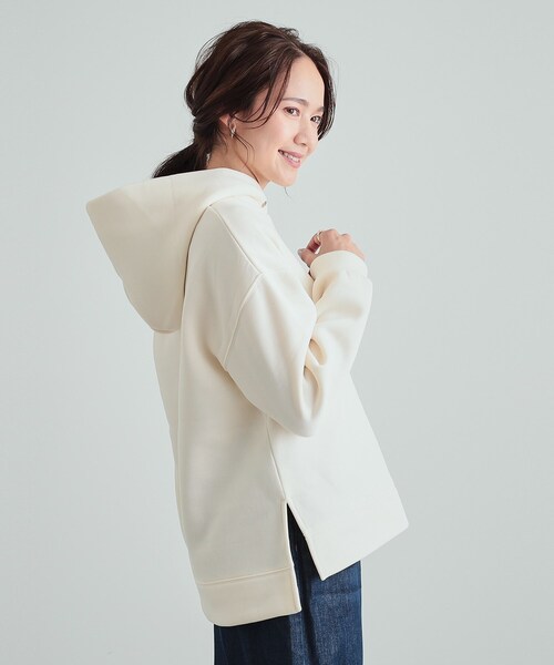 DRESKIP（ドレスキップ）の「◆【S-LL/SHOO WARM】もちっとあったか 裏起毛パーカ（スウェット・レディース・ライトベージュ/オフホワイト/チャコールグレー/ブルー・01/02/03/04）」の10枚目の写真