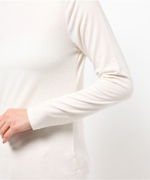 LE JUN（ルジュン）の「ベア天コラーゲン加工タートルネック（Tシャツ/カットソー・レディース・ブラック/ブラック系その他/グレー/オフホワイト・FREE）」の8枚目の写真