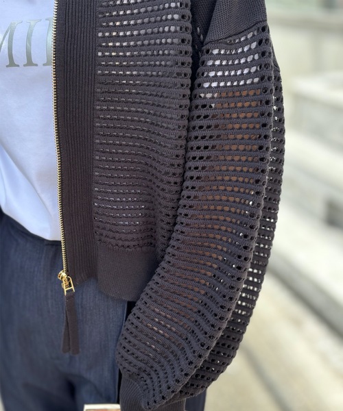 Emma Taylor(エマテイラー)の「メッシュニットジップブルゾン(ブルゾン・レディース・チャコールグレー/アイボリー・FREE)」の12枚目の写真