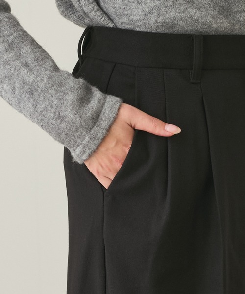 Jayro（ジャイロ）の「ストレッチ起毛タックテーパードパンツ（その他パンツ・レディース・ダークブラウン/ベージュ/ブラック・M）」の5枚目の写真