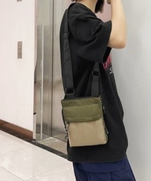 【フロントポケット付き】撥水コンパクトサコッシュ