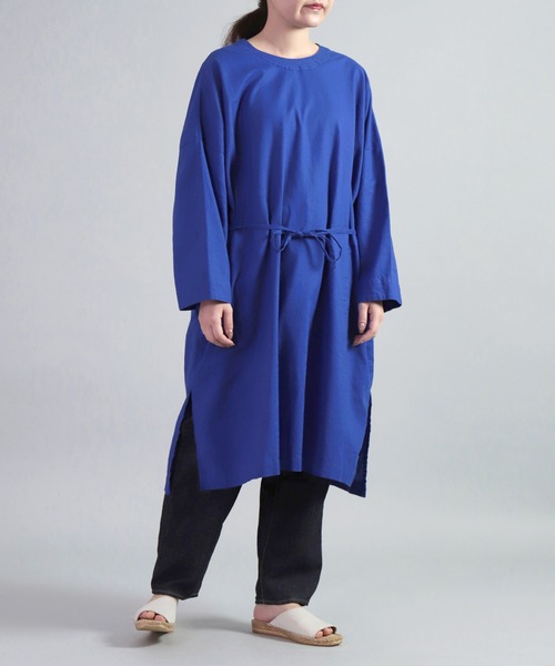 OMNIGOD（オムニゴッド）の「[OMNIGOD womens / オムニゴッド] 綿麻キャンバスクルーネックワンピース（ワンピース・レディース・ブルー/ピンク/グリーン・FREE）」の4枚目の写真