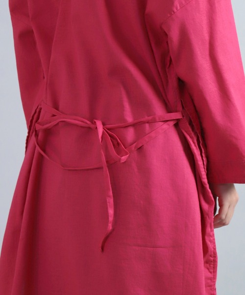 OMNIGOD（オムニゴッド）の「[OMNIGOD womens / オムニゴッド] 綿麻キャンバスクルーネックワンピース（ワンピース・レディース・ブルー/ピンク/グリーン・FREE）」の18枚目の写真