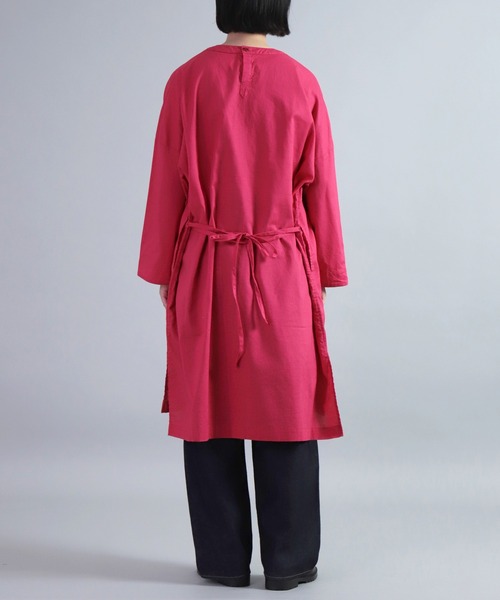 OMNIGOD（オムニゴッド）の「[OMNIGOD womens / オムニゴッド] 綿麻キャンバスクルーネックワンピース（ワンピース・レディース・ブルー/ピンク/グリーン・FREE）」の15枚目の写真