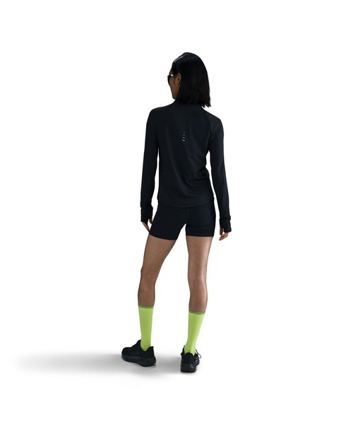 NIKE（ナイキ）の「ナイキ NIKE ナイキ  スウィフト DF UV L/S トップ（Tシャツ/カットソー・レディース・オフホワイト/ブラック・S/M/L）」の7枚目の写真