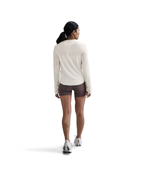 NIKE（ナイキ）の「ナイキ NIKE ナイキ  スウィフト DF UV L/S トップ（Tシャツ/カットソー・レディース・オフホワイト/ブラック・S/M/L）」の10枚目の写真