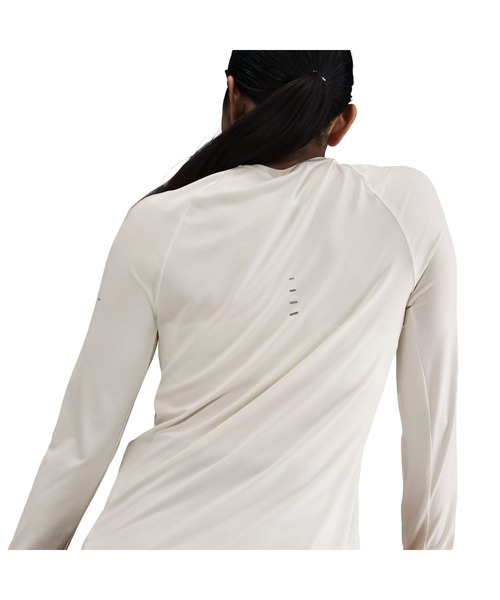 NIKE（ナイキ）の「ナイキ NIKE ナイキ  スウィフト DF UV L/S トップ（Tシャツ/カットソー・レディース・オフホワイト/ブラック・S/M/L）」の11枚目の写真