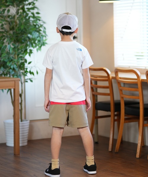 THE NORTH FACE（ザノースフェイス）の「THE NORTH FACE/ザ・ノース・フェイス S/S SHIRETOKO T キッズ Tシャツ NTJ32534ST（Tシャツ/カットソー・キッズ・ダークグリーン/ホワイト・130cm/140cm/150cm/160cm）」の6枚目の写真