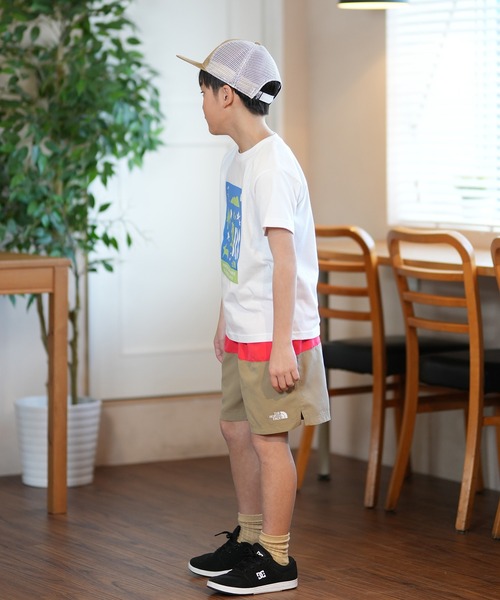 THE NORTH FACE（ザノースフェイス）の「THE NORTH FACE/ザ・ノース・フェイス S/S SHIRETOKO T キッズ Tシャツ NTJ32534ST（Tシャツ/カットソー・キッズ・ダークグリーン/ホワイト・130cm/140cm/150cm/160cm）」の5枚目の写真